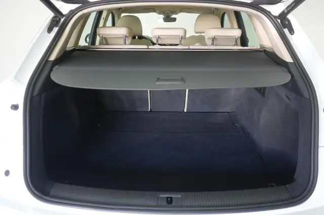 Audi Q5 view 24