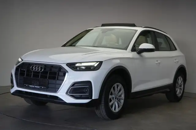 Audi Q5 view 25