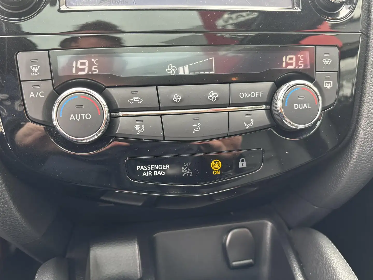 Thumb 9