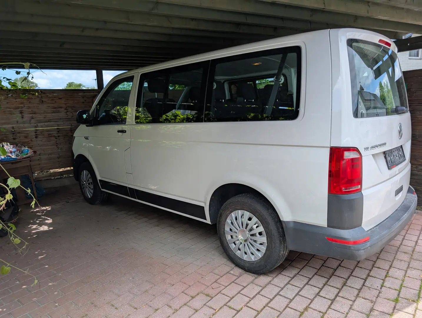 Volkswagen T6 Kombi Kombi KR 2,0 TDI BMT Weiß - 1