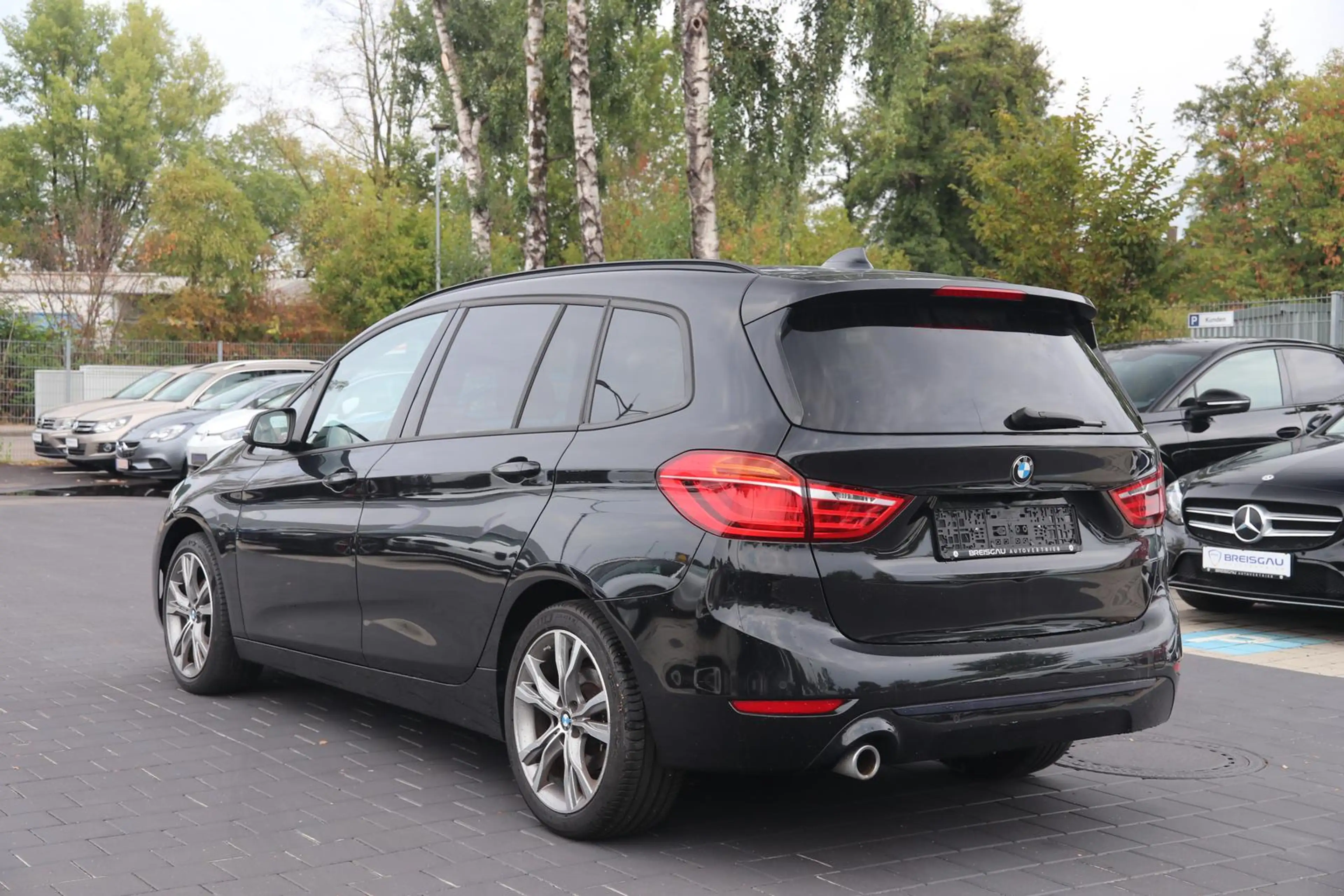 BMW 216 i Gran Tourer Sport Line *Navi*Sitzheiz* — photo 7