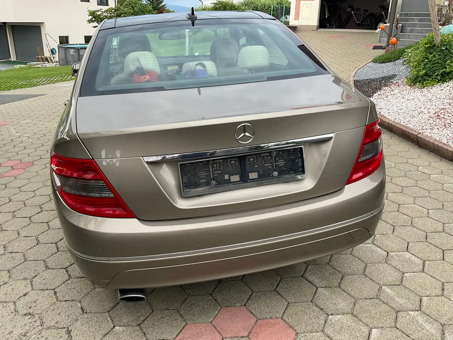 Mercedes-Benz 220 C 220CDI   Avantgarde Gold - 2
