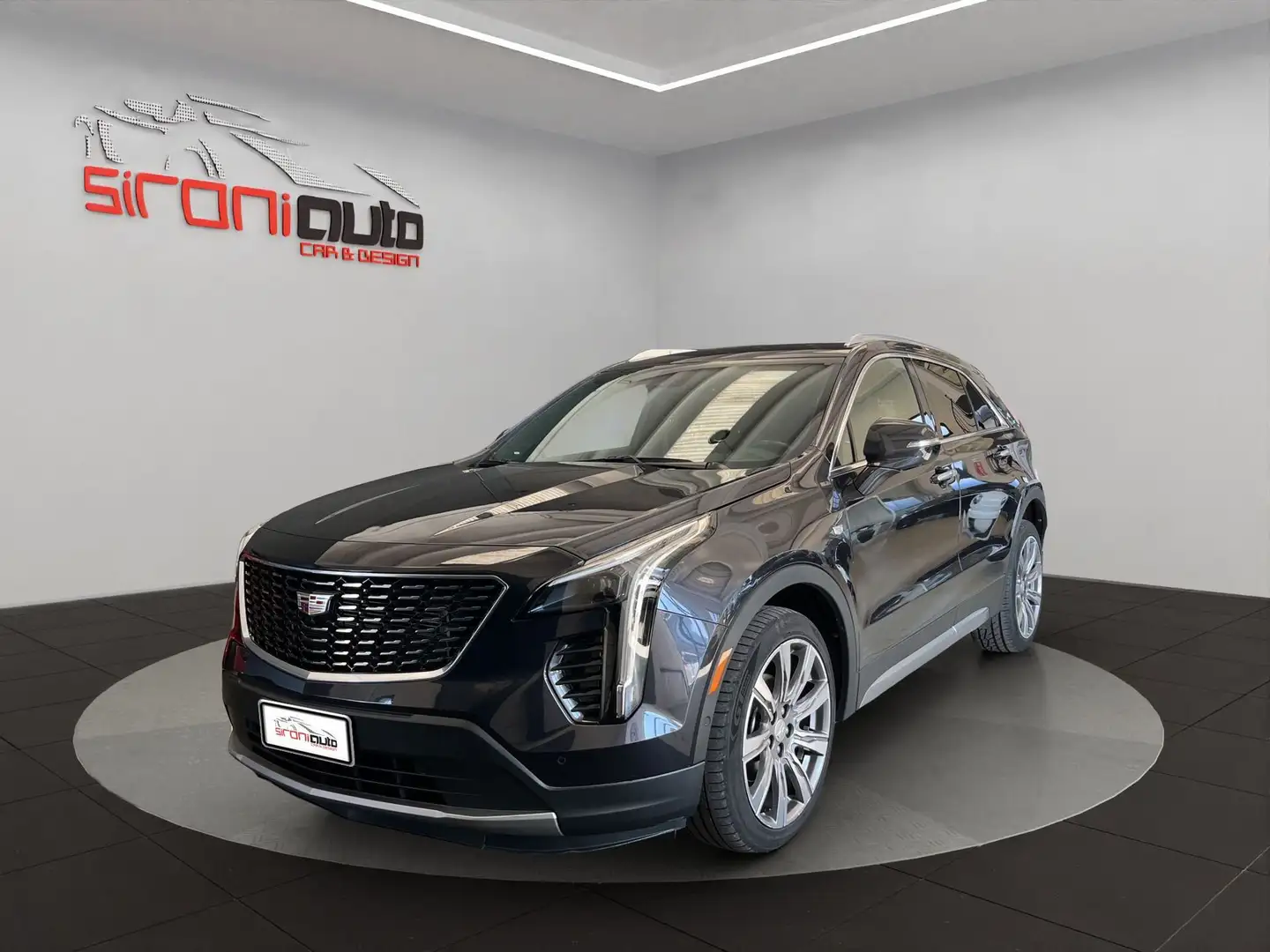 Cadillac XT4 XT4 2.0 td Premium Luxury awd auto Grau - 1