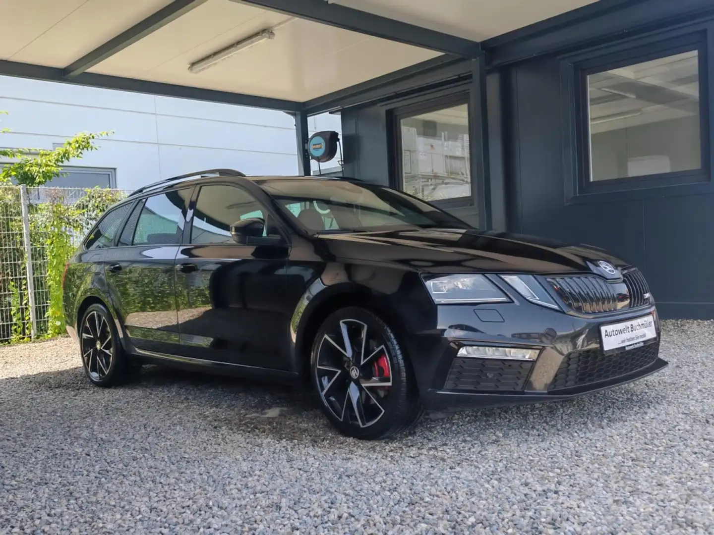 Skoda Octavia RS 2.0 TDI DSG,STANDH,AHK,LED,VIRTUAL Klima Navi Schwarz - 2