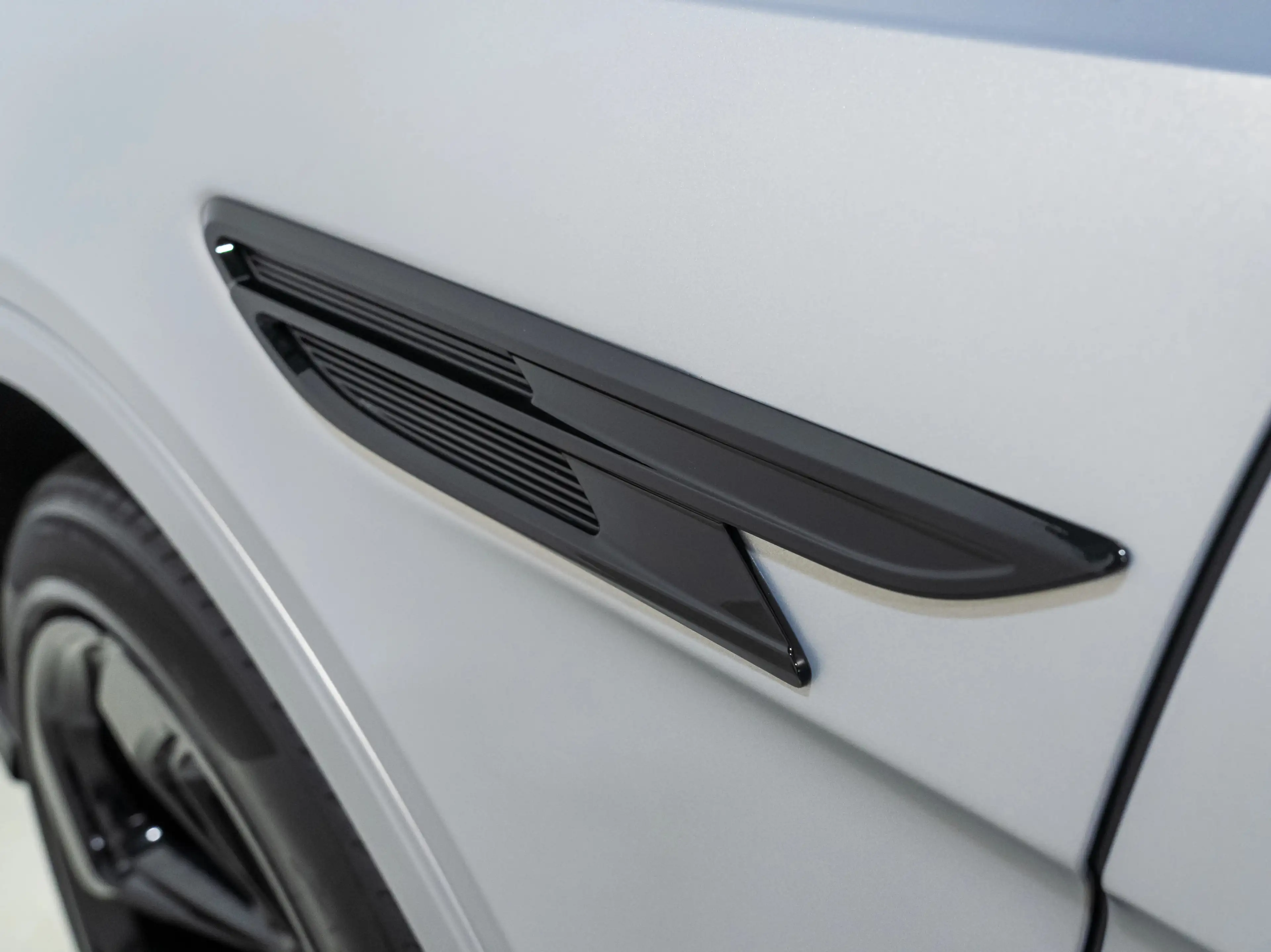 Bentley Bentayga S V8 Black Edition | Bentley Nürnberg — photo 10