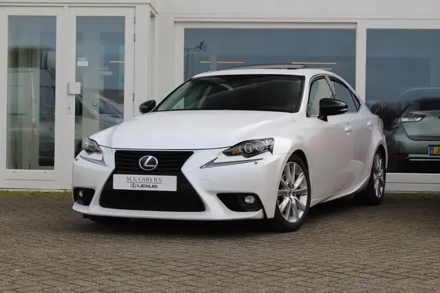 Lexus IS 300 300h Hybrid Sport Edition I Multi Led I Navi I Cam