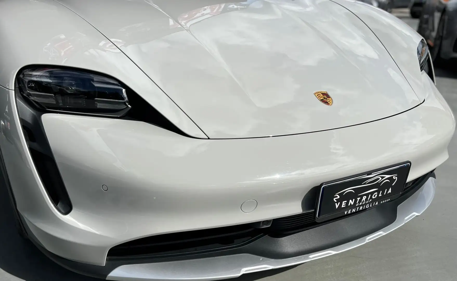Porsche Taycan Cross Turismo 4 cvt Gris - 2