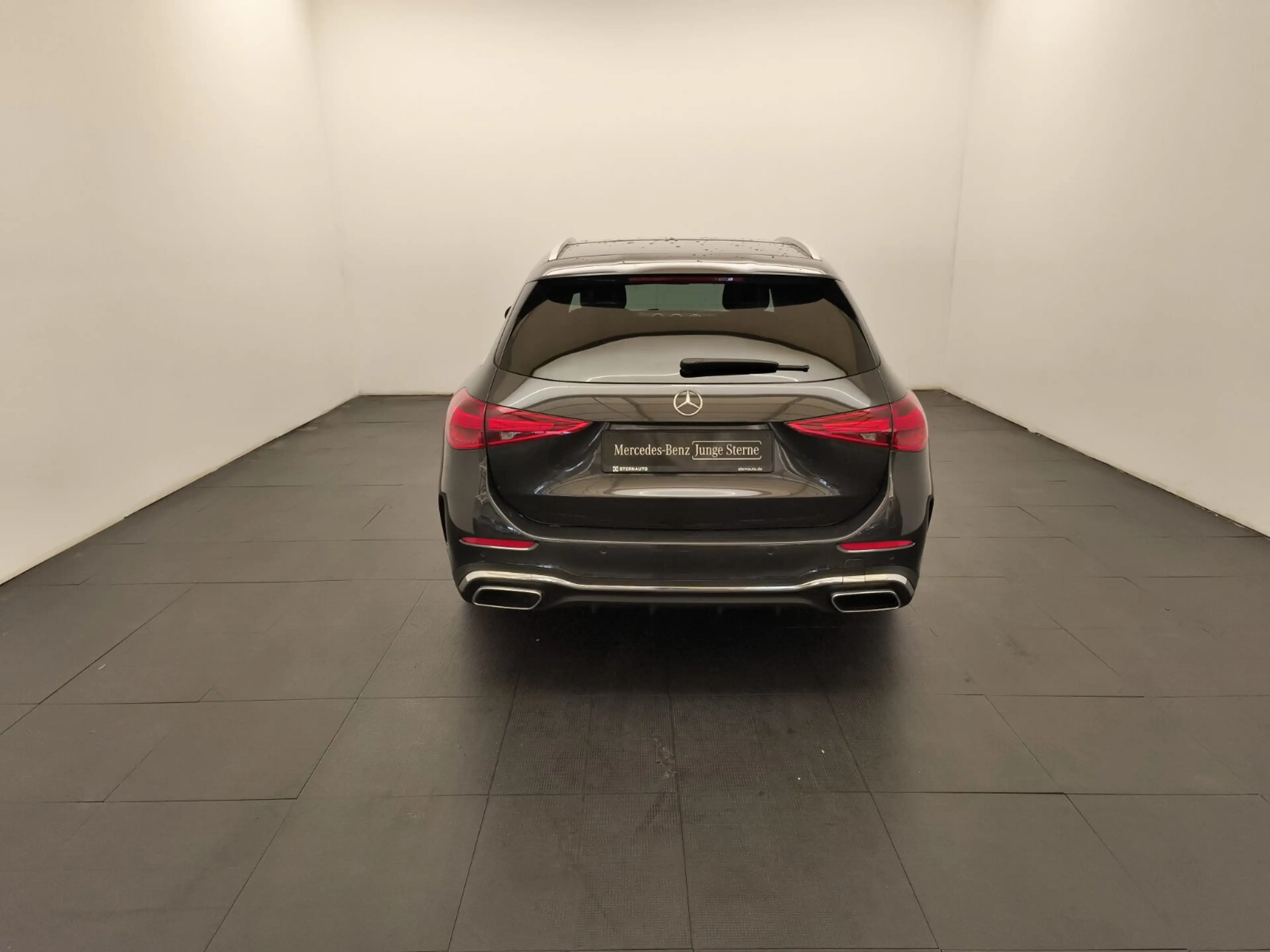 Mercedes-Benz C 300 C 300T 4M AMG Premium+ Distro Pano AHK Burmester — photo 6