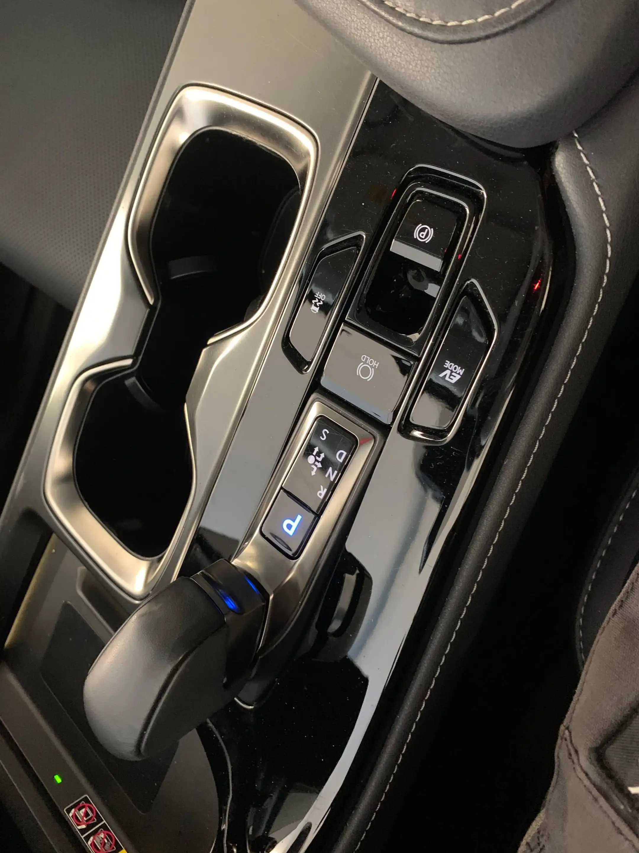 Lexus NX 350h NX 350 h BUSINESS ACC/LED/AHK/PDC/DIGITAL-COCK — photo 10