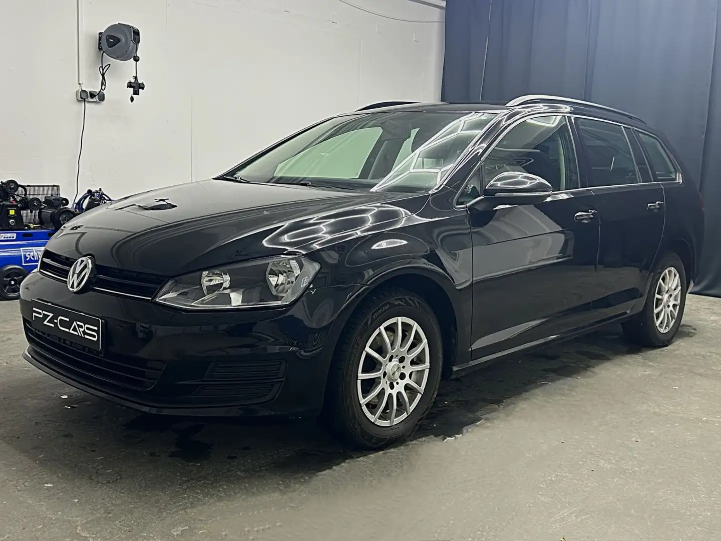 Volkswagen Golf VII 1.6 TDI|Navi|Sitzhz|AC|ZRgew|Scheckheft Černá - 1
