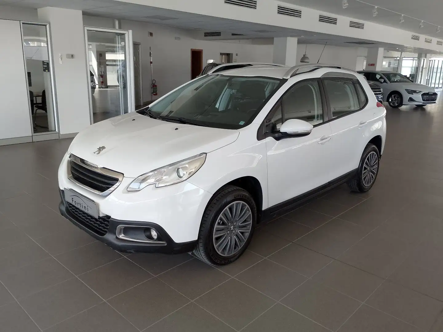 Peugeot 2008 1.2 PureTech 82 CV Active Bianco - 1
