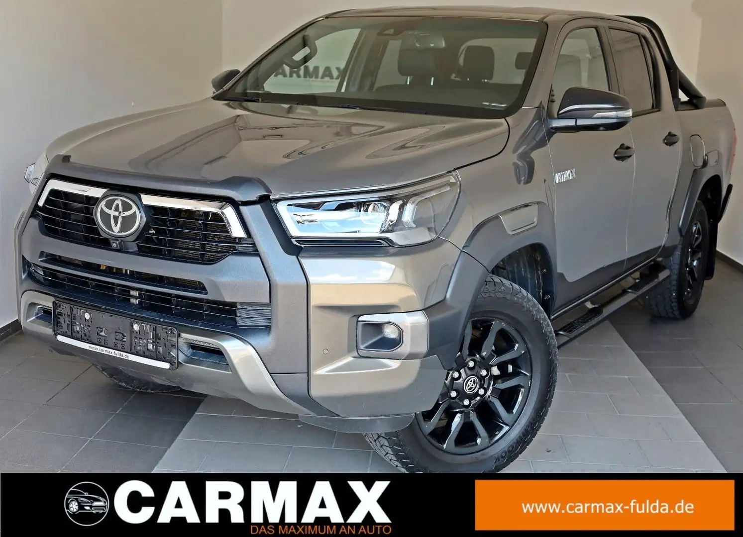 Toyota Hilux 2.8 D-4D Invincible,ACC,Rollbügel,LED,AHK Brown - 1