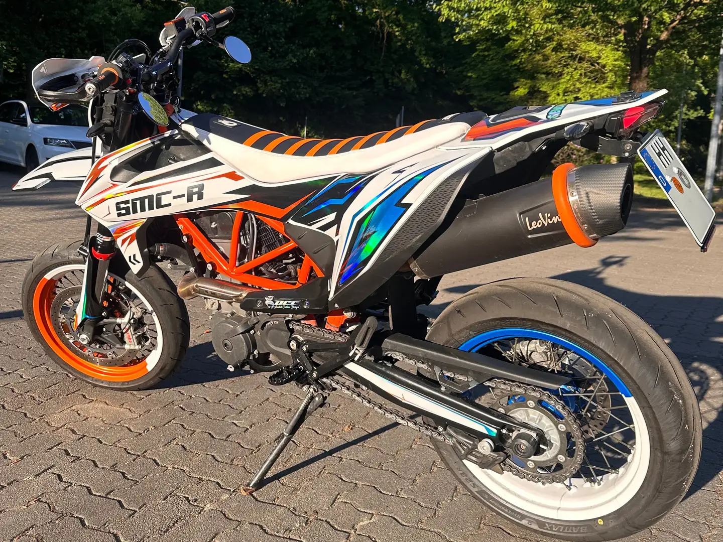 KTM 690 SMC R Noir - 1