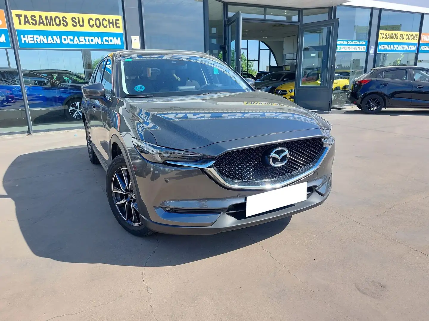 Mazda CX-5 2.0 Zenith 2WD 121kW Gris - 1