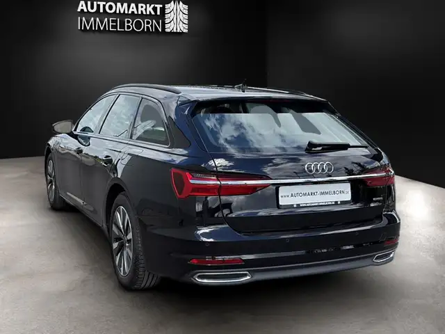 Audi A6 view 10