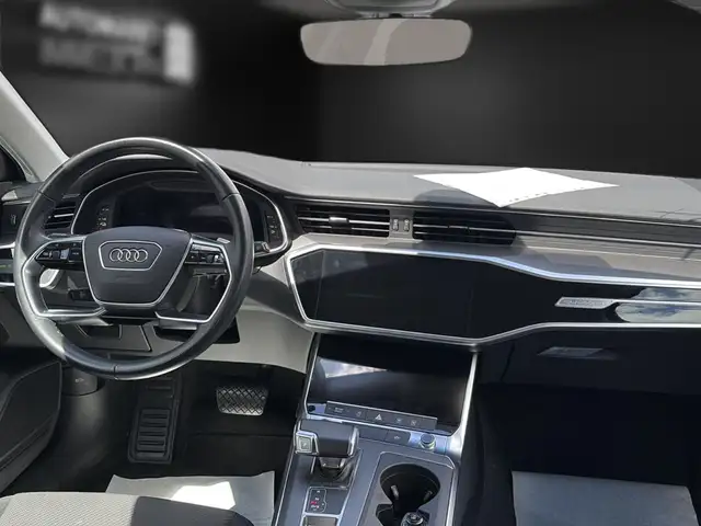 Audi A6 view 14