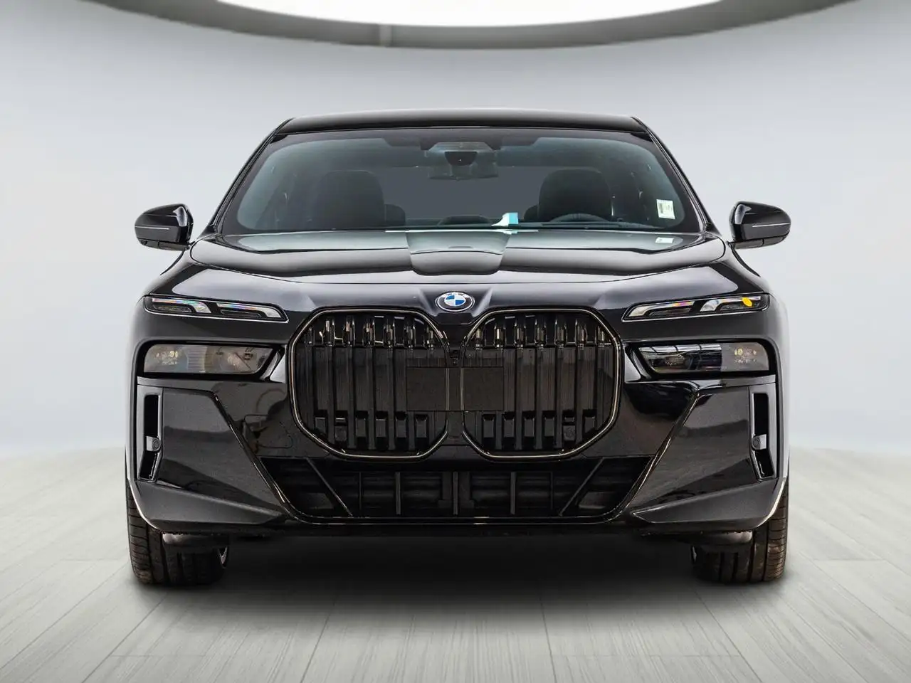 BMW 7 Series снимка BMW 7 Series