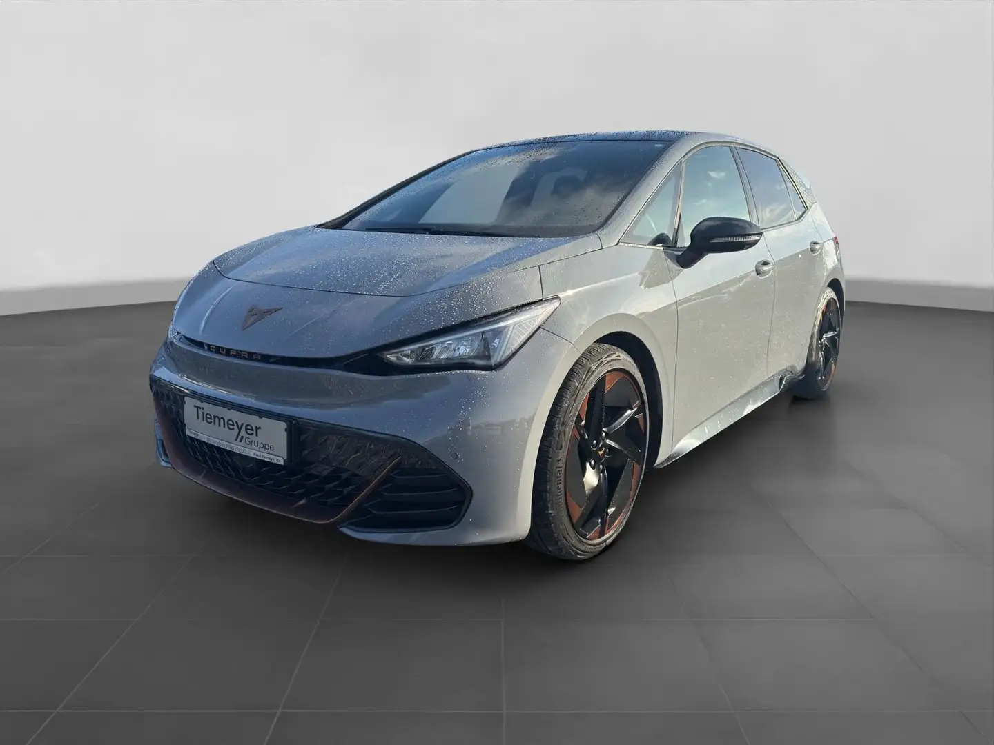 CUPRA Born 150kW PANO ALCANTARA LM20 HuD Grau - 2