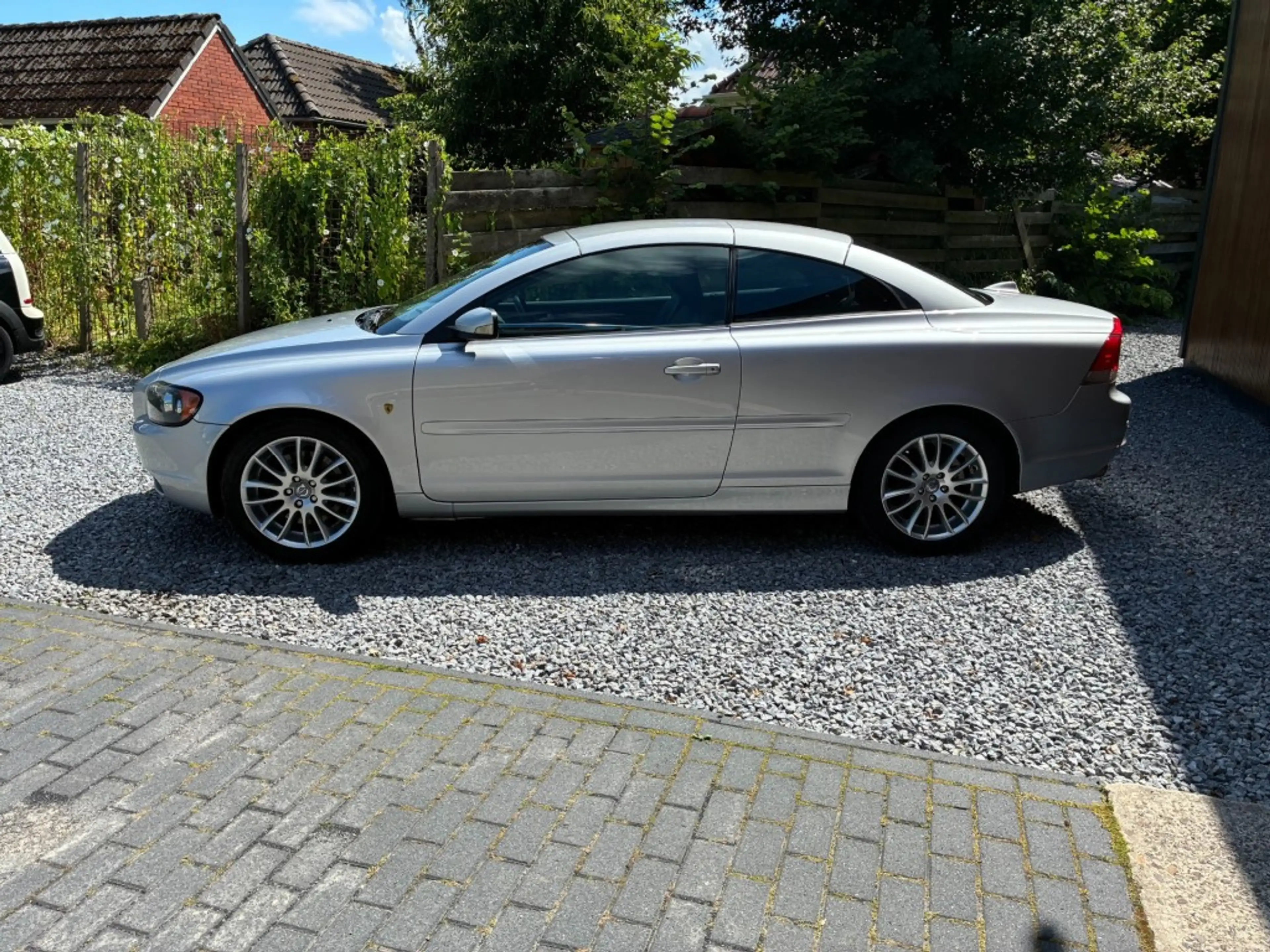 Volvo C70 2.4i Kinetic — photo 13