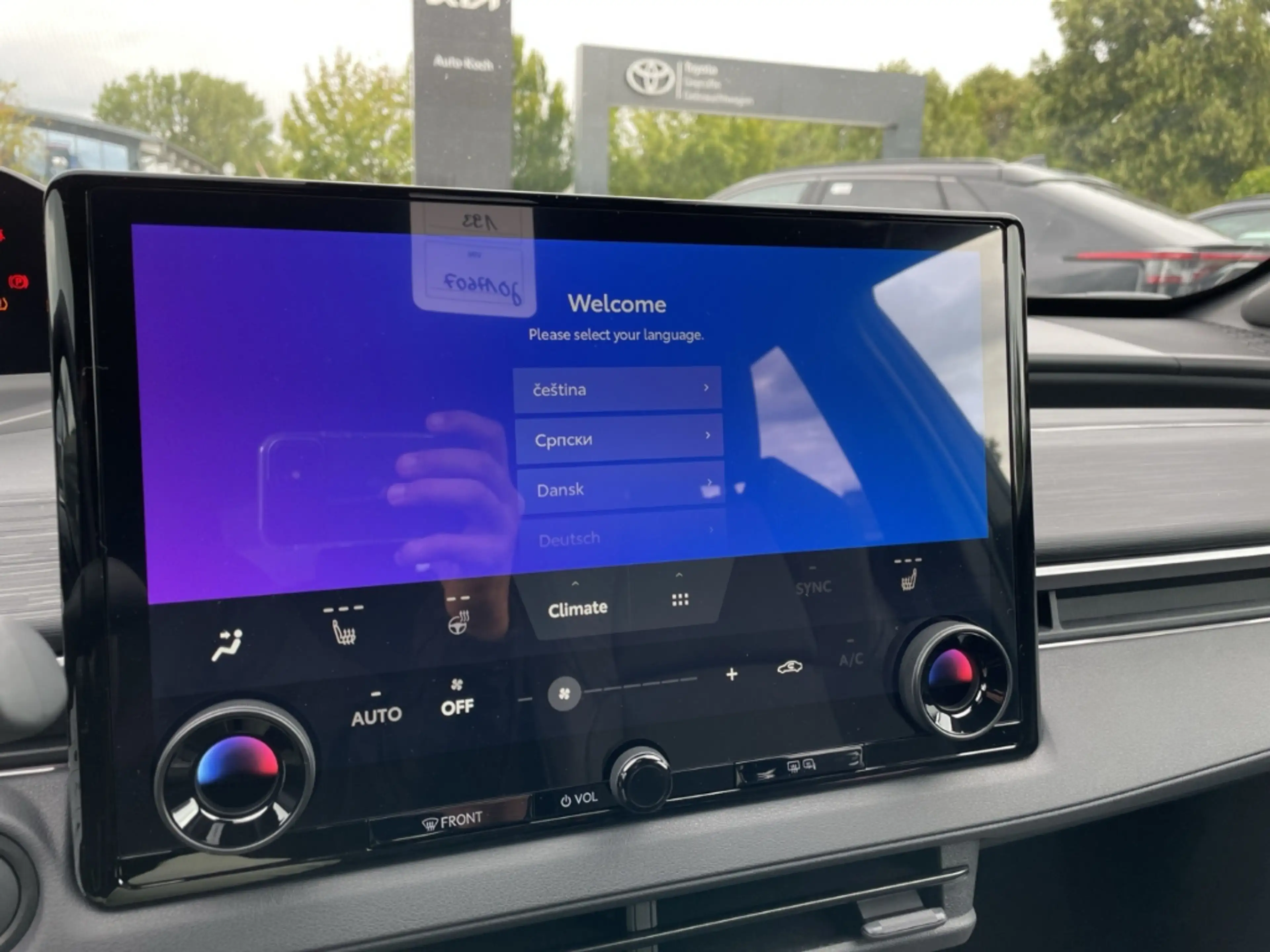 Toyota C-HR+ 252 kW AWD Lounge Navi 360 Kamera Panorama LED ACC — photo 14
