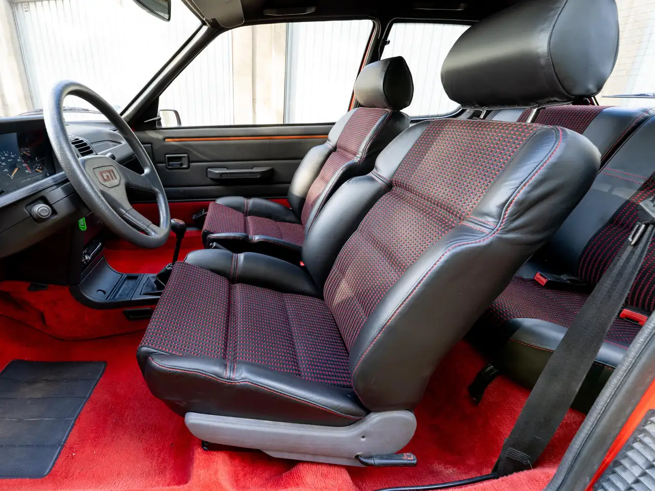 Peugeot 205 1.9 GTI, foto 5