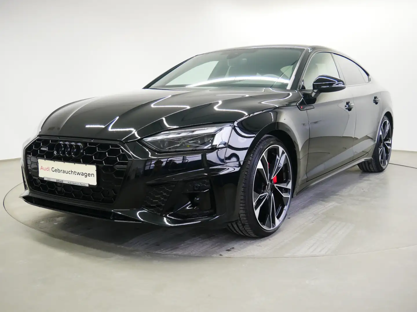 Audi A5 Sportback 40 TDI quattro S line business S tro. MA Noir - 2
