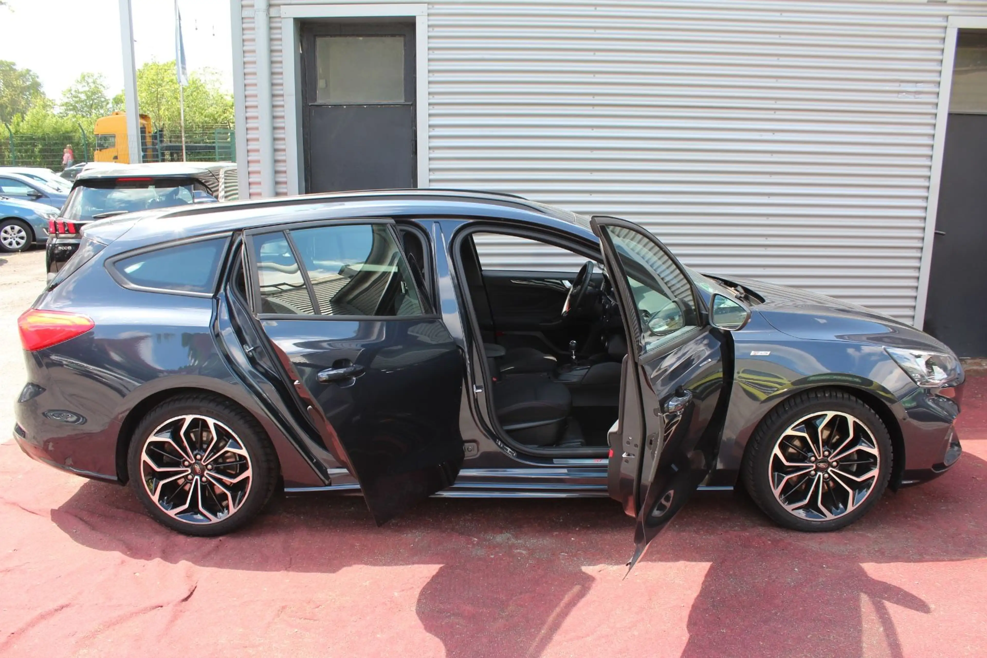 Ford Focus FOCUS TURNIER ST-LINE HYBRID KLIMA NAVI KAMERA — photo 11