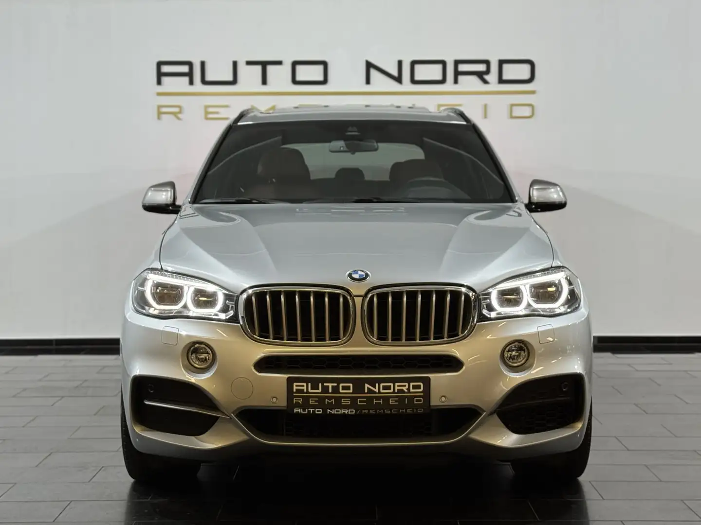 BMW X5 M d*Pano*Kamera*LED*KeyGo*Memory*Standhzg* Silber - 2