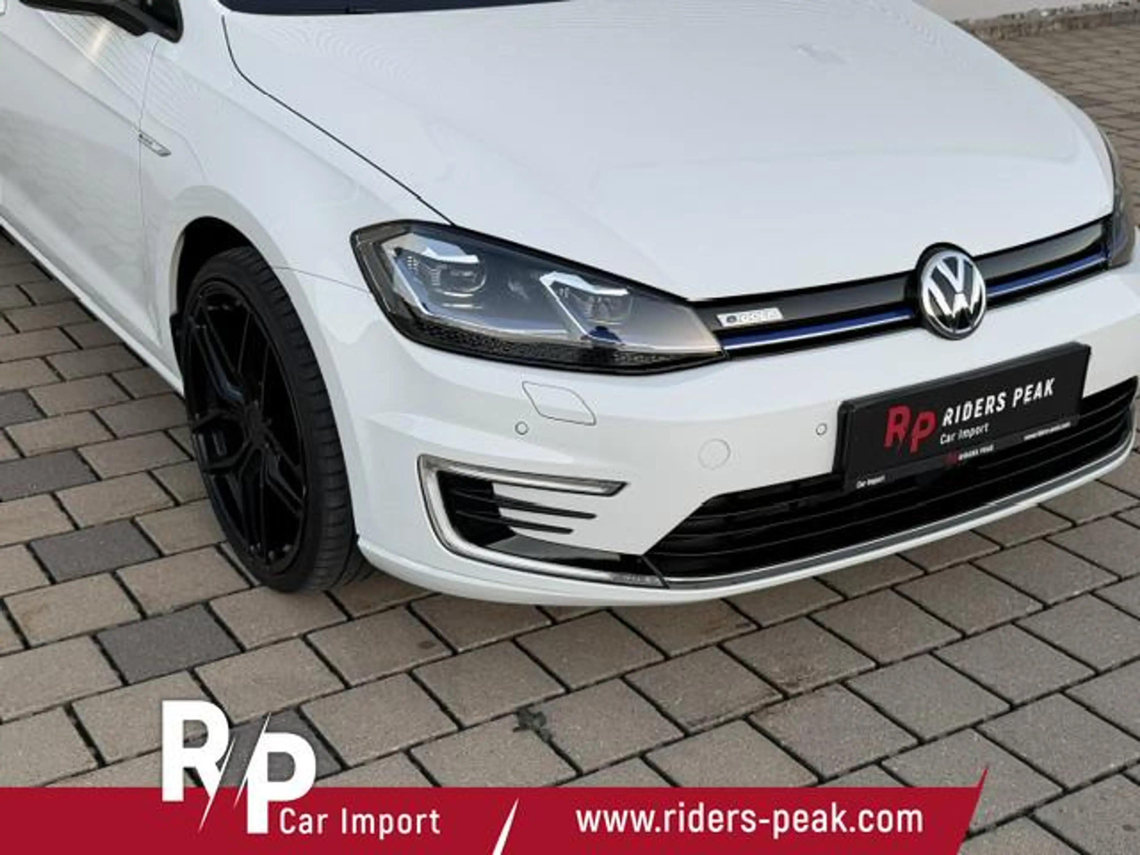 Volkswagen e-Golf 136 PS/Wärmepumpe/19" Alu S.+17" W./HU+AU NEU/5... — photo 4