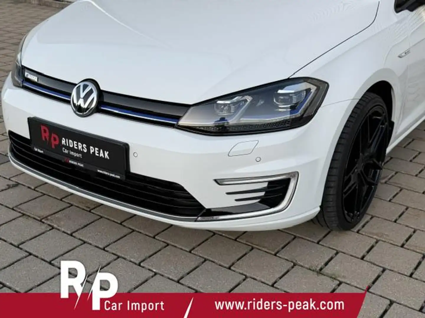 Volkswagen e-Golf 136 PS/Wärmepumpe/HU+AU NEU/TOP ZUSTAND!!! Weiß - 2