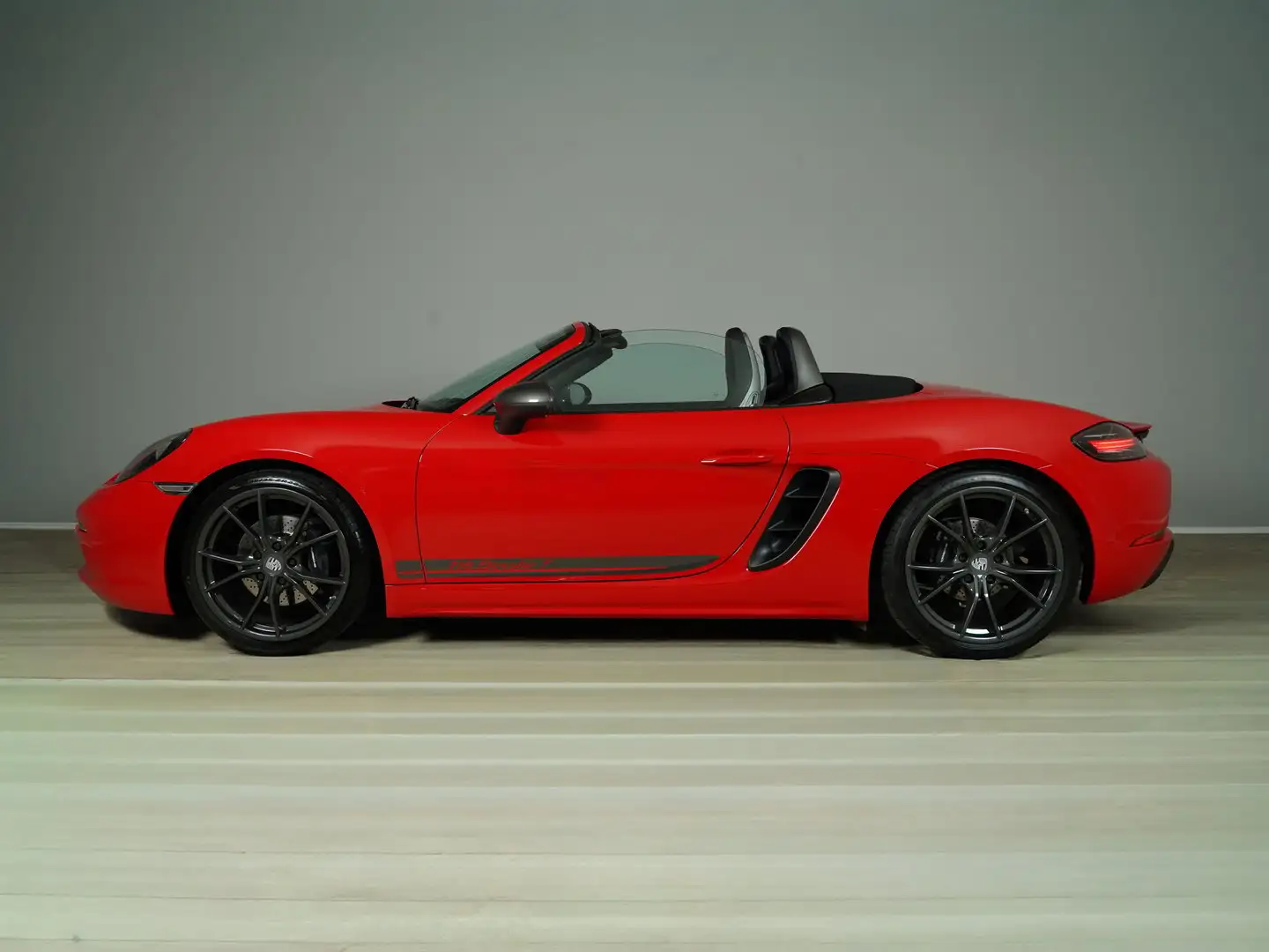 Porsche 718 Boxster T Rot - 2
