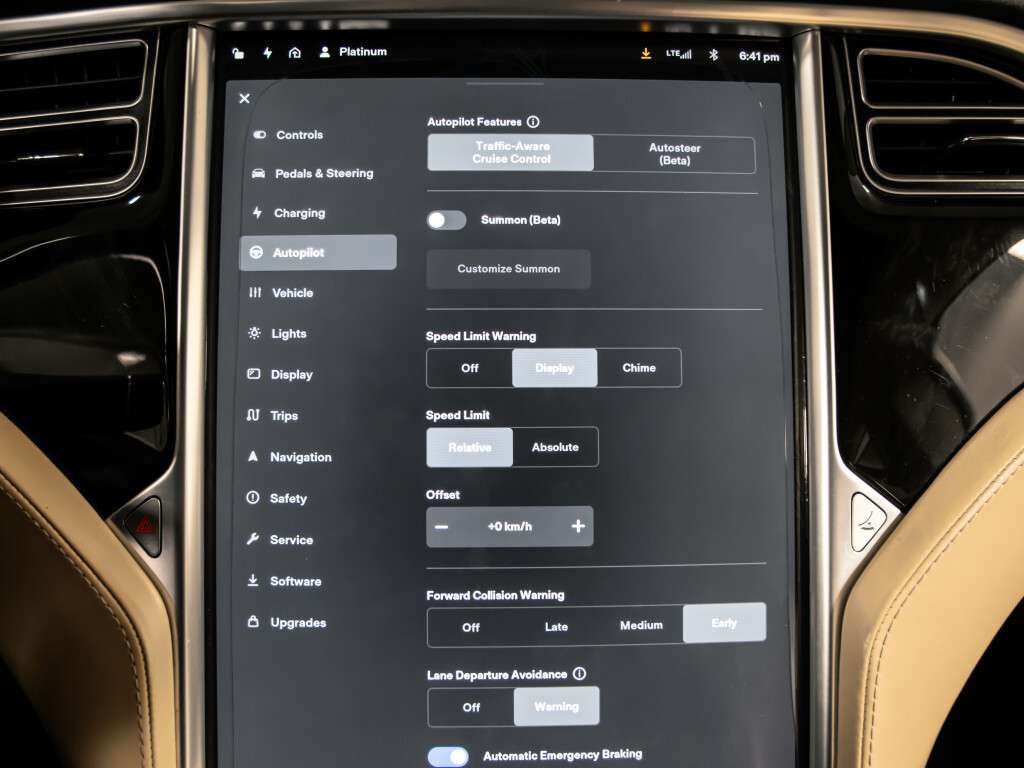 2016 Tesla Model S 70| DUAL MOTOR | 70KWH BATTERY INCLUDED | CONVENIE thumb 22