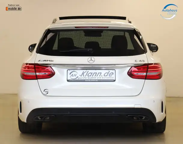 Mercedes-Benz C-Class view 7