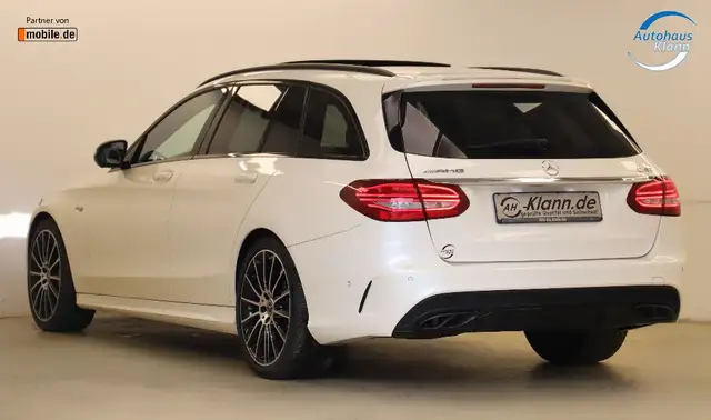 Mercedes-Benz C-Class view 6