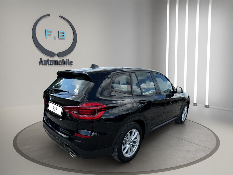 BMW X3 xDrive 20 d Advantag/HEAD-UP/STHZ/LKHZ/UVM — photo 7