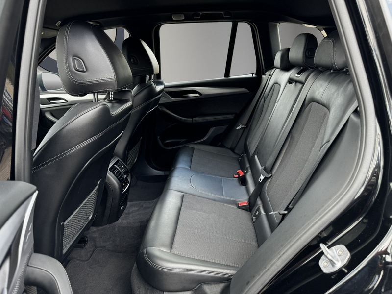 BMW X3 xDrive 20 d Advantag/HEAD-UP/STHZ/LKHZ/UVM — photo 15