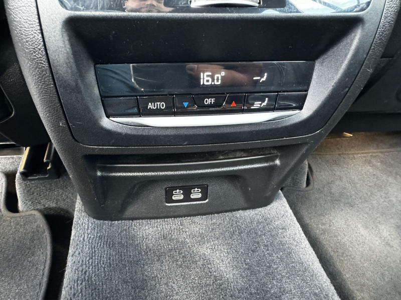 BMW X3 xDrive 20 d Advantag/HEAD-UP/STHZ/LKHZ/UVM — photo 14