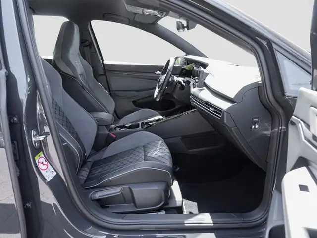 Volkswagen Golf view 9