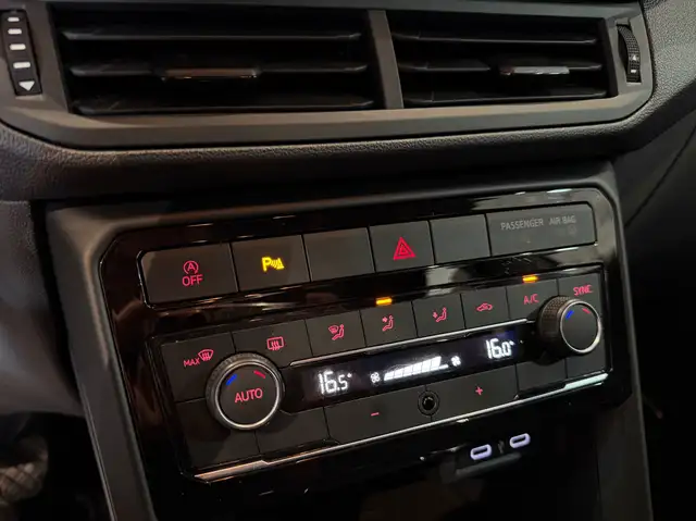 Volkswagen T-Cross view 15