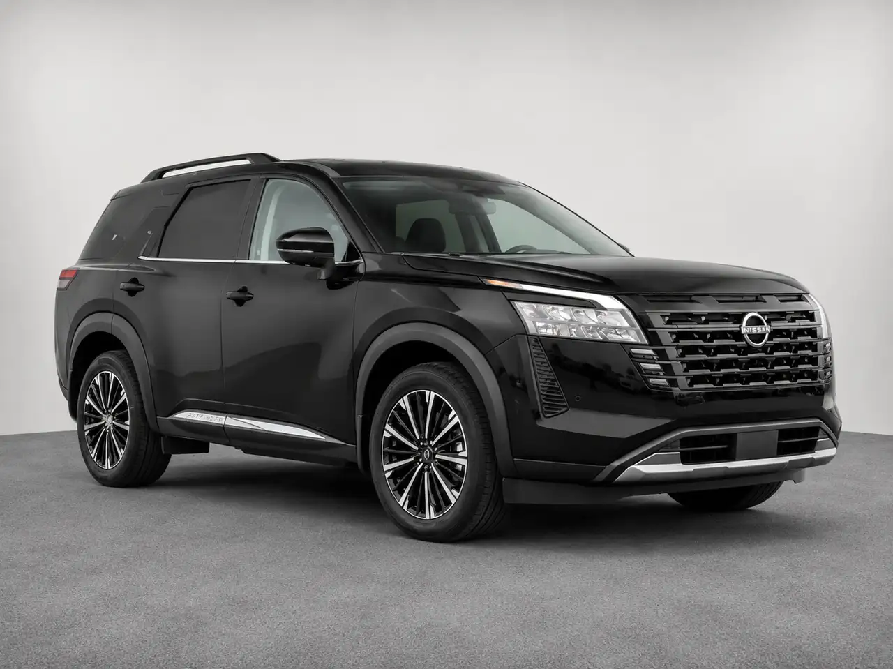 Nissan Pathfinder fotografie Nissan Pathfinder