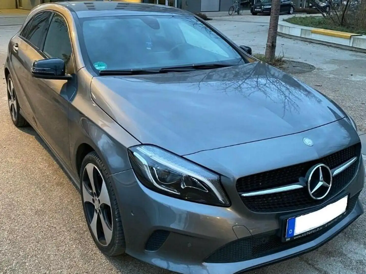 Mercedes-Benz A 160 A 160 Style Grau - 1