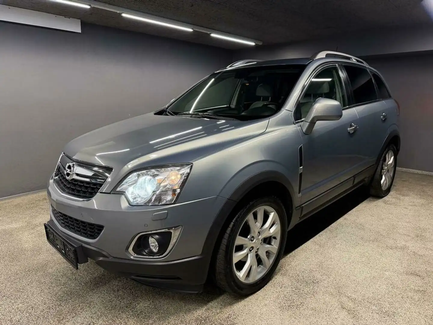 Opel Antara Cosmo4x4 Grau - 2