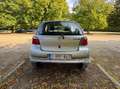Toyota Yaris 1.3i 16v Linea Luna Argent - thumbnail 4