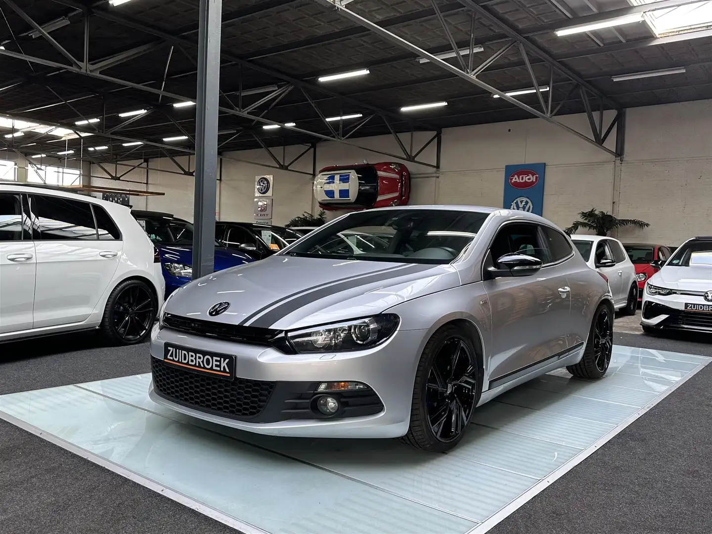 Volkswagen Scirocco 1.4 TSI 122PK MAXTON Clima Airco XENON Stuurbed. Grijs - 1