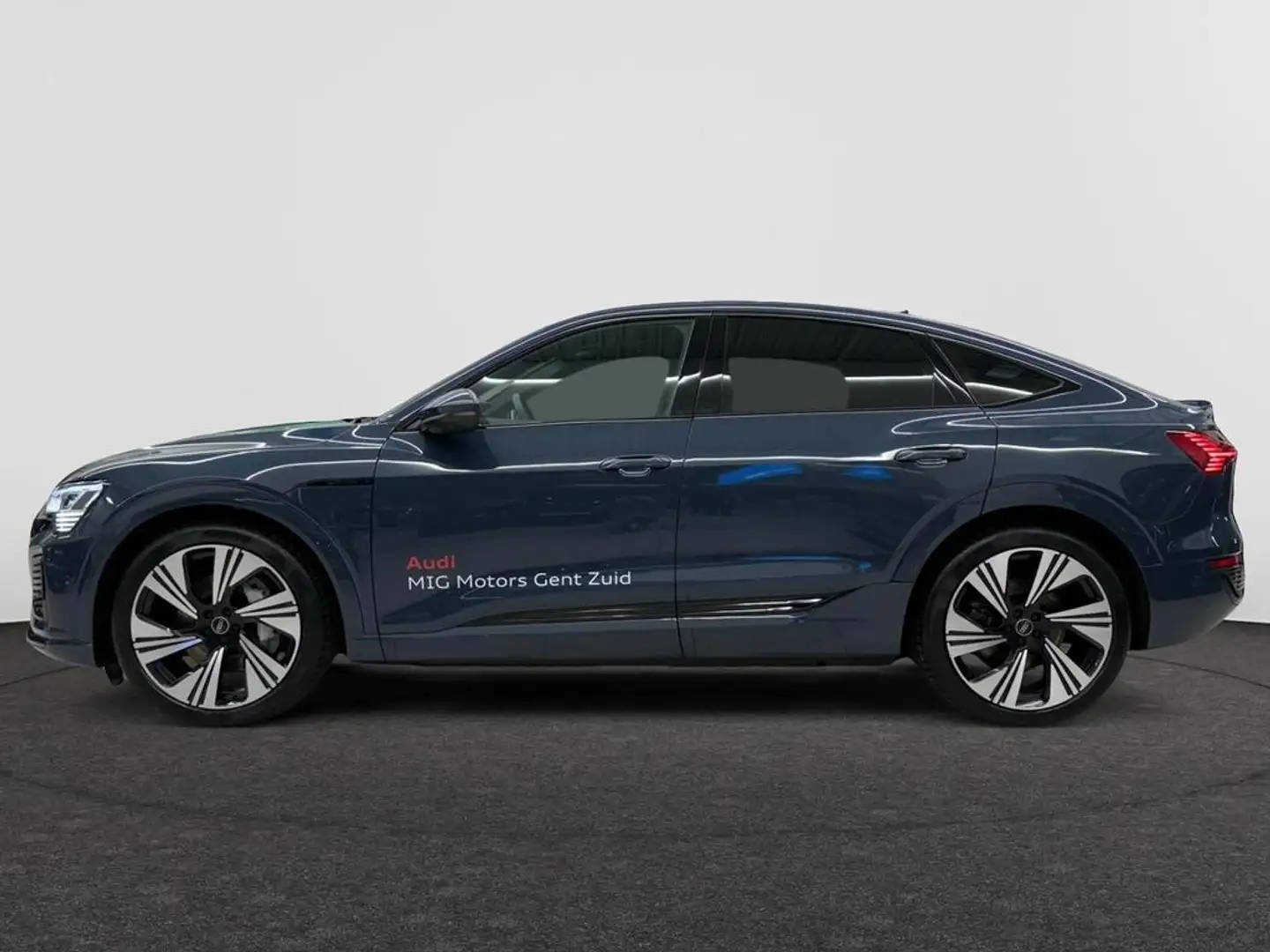 Audi Q8 e-tron Sportback Sportback e-Tron 106 kWh 55 Quattro S li Bleu - 2