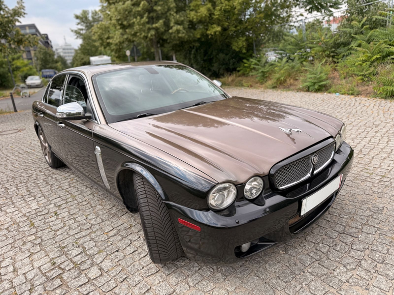 Jaguar XJ8 4.2 Liter Executive Sonderlack Bi Color — photo 8