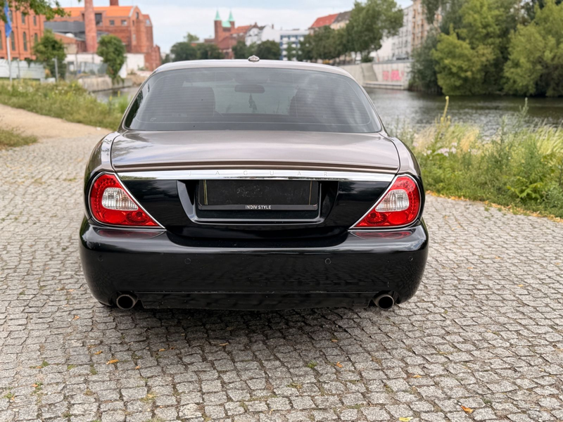 Jaguar XJ8 4.2 Liter Executive Sonderlack Bi Color — photo 10