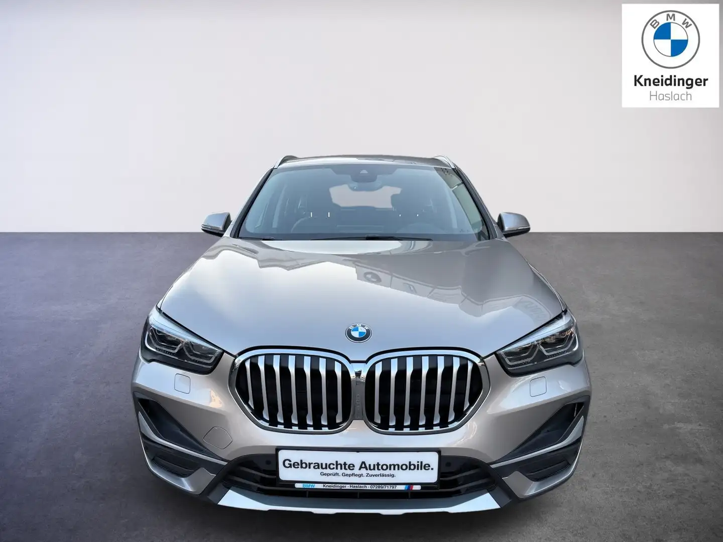 BMW X1 xDrive18d Silber - 2