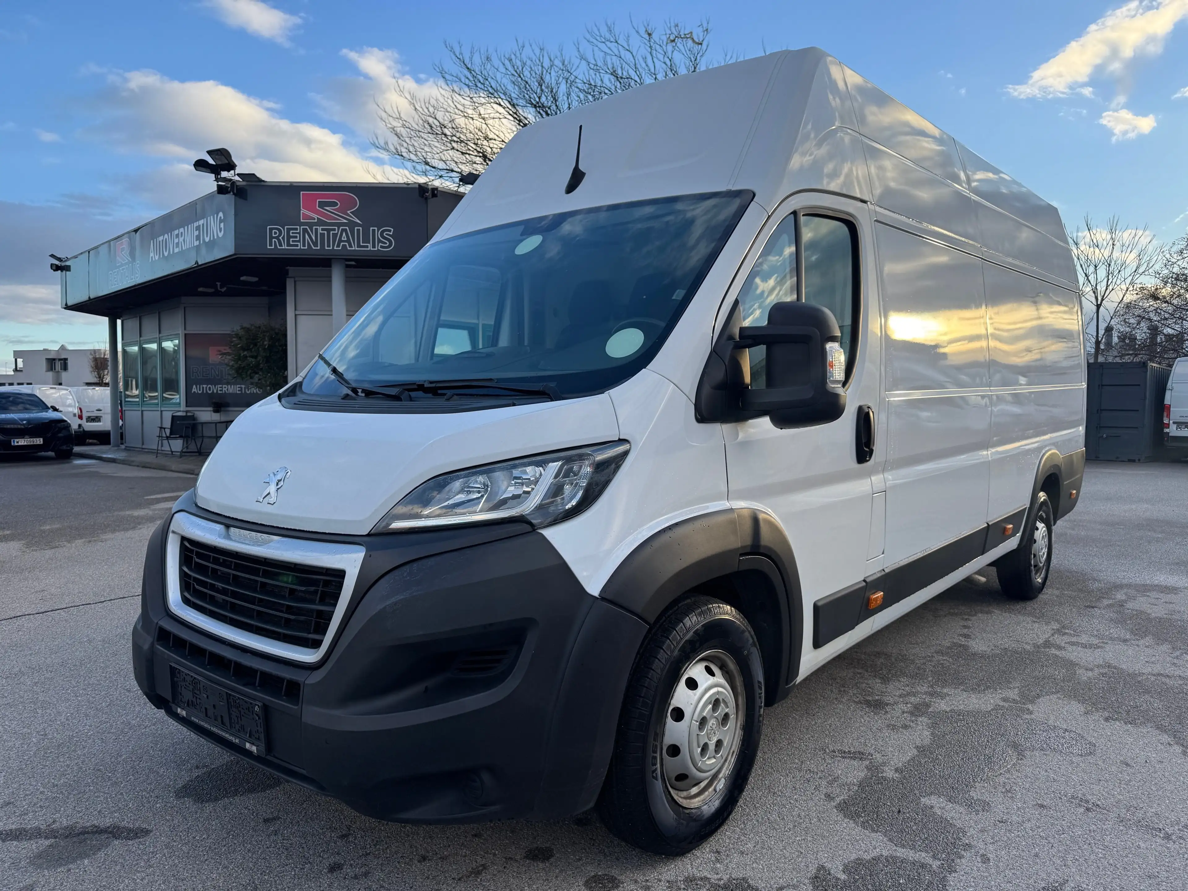 Peugeot Boxer L4H3 35+ 140 TÜV/Service *Netto 15.825€*