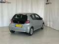 Toyota Aygo 1.0-12V Comfort|NAP|2E EIG|AIRCO|ELEK RAMEN|5 DEUR Grijs - thumbnail 2